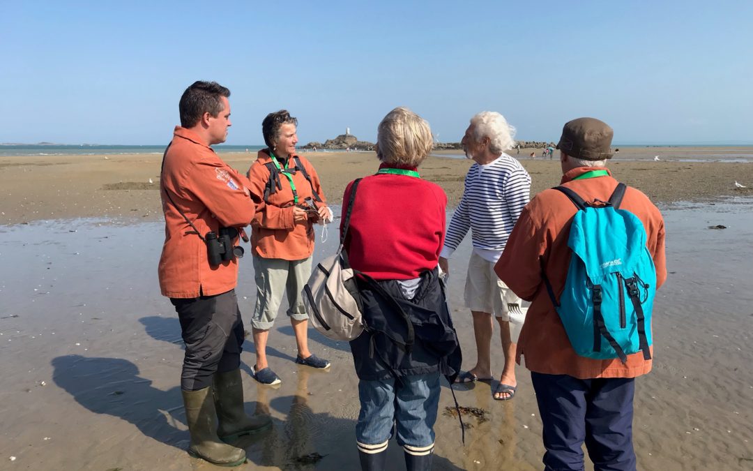 Sensibilisation des pêcheurs à pied à la plage du Moulin